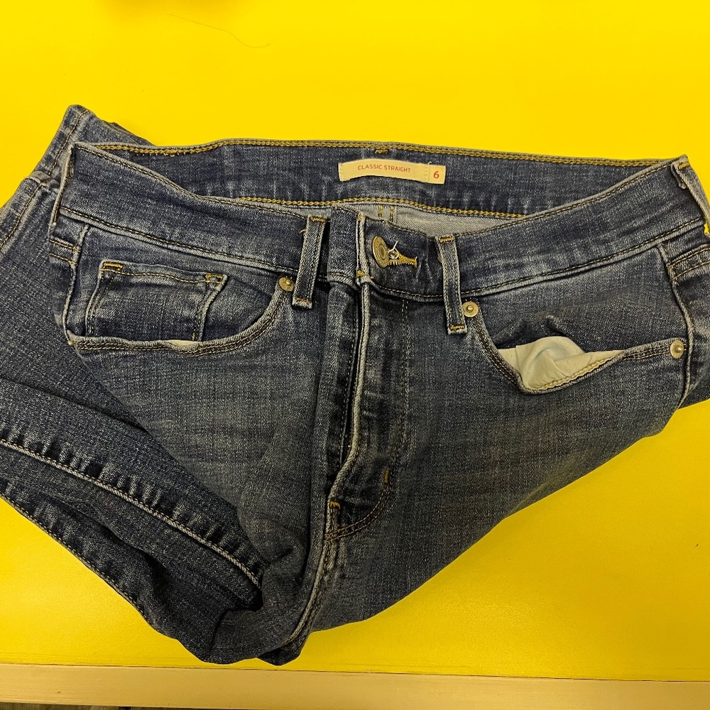Levi's Classic Straight Jeans